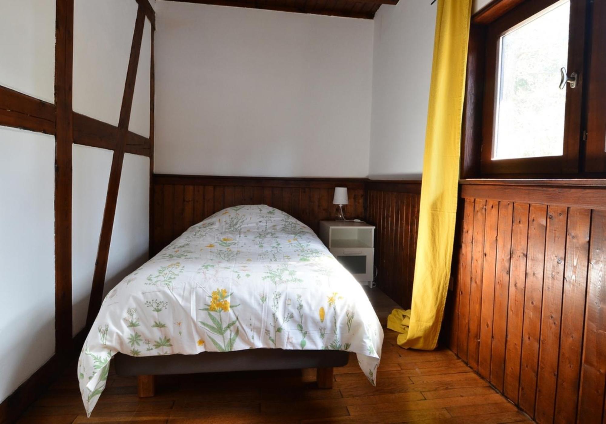 Logis Du Haut-Koenigsbourg タネンキルヒ 部屋 写真